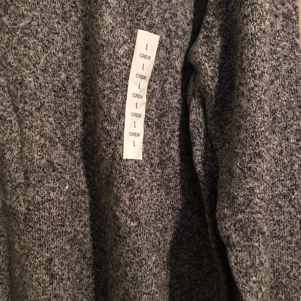 Sweater - Picture 4 of 4